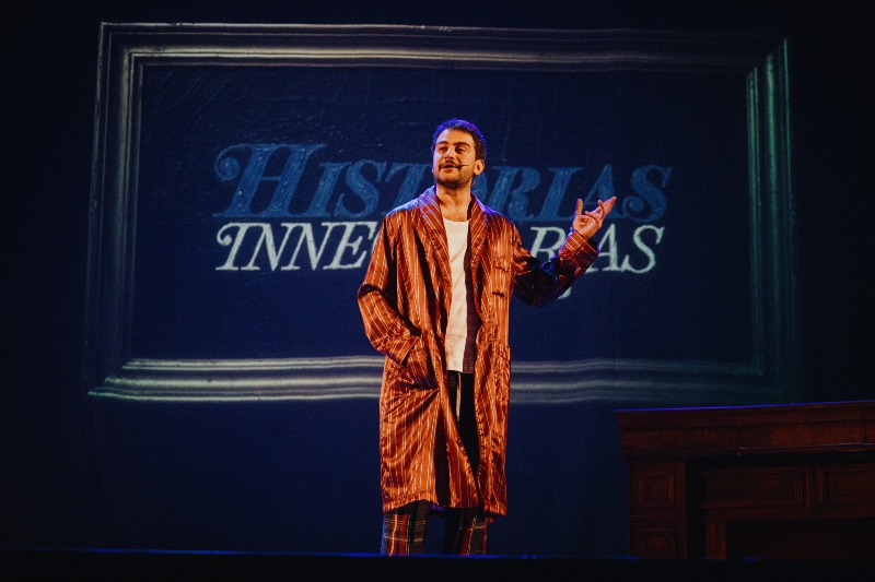 Damián Kuc transforma “Historias Innecesarias” en una experiencia única en vivo en Resistencia Damián Kuc transforma “Historias Innecesarias” en una experiencia única en vivo en Resistencia