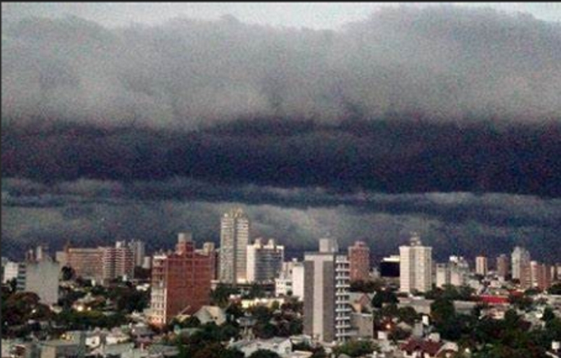 Frente al pronóstico de tormentas, el Gobierno provincial refuerza la prevención del Gran Resistencia Frente al pronóstico de tormentas, el Gobierno provincial refuerza la prevención del Gran Resistencia