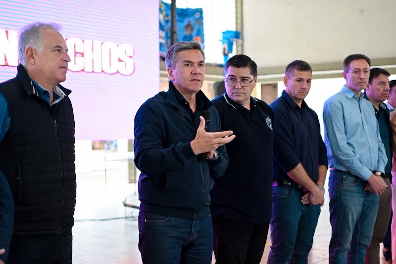 En Castelli, Zdero anunció nuevos talleres y refacción integral de la EET N°12 En Castelli, Zdero anunció nuevos talleres y refacción integral de la EET N°12