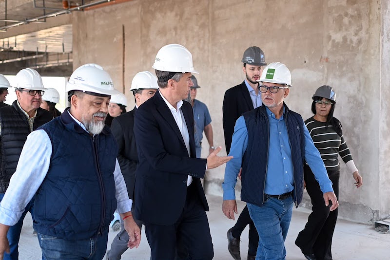 Zdero constató el 70% de avance de la nueva sede del InSSSeP: “Vamos a optimizar el funcionamiento y la atención” Zdero constató el 70% de avance de la nueva sede del InSSSeP: “Vamos a optimizar el funcionamiento y la atención”