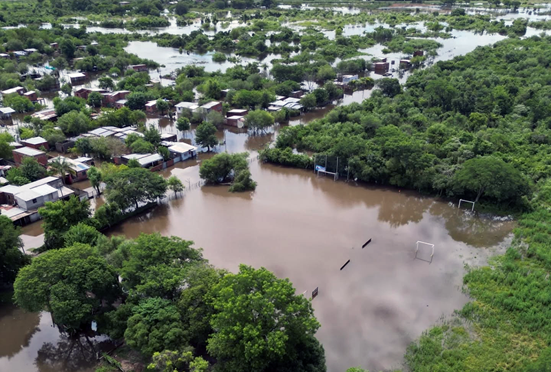 “No apareció nadie”: la desesperada situación de las familias inundadas en Corrientes “No apareció nadie”: la desesperada situación de las familias inundadas en Corrientes