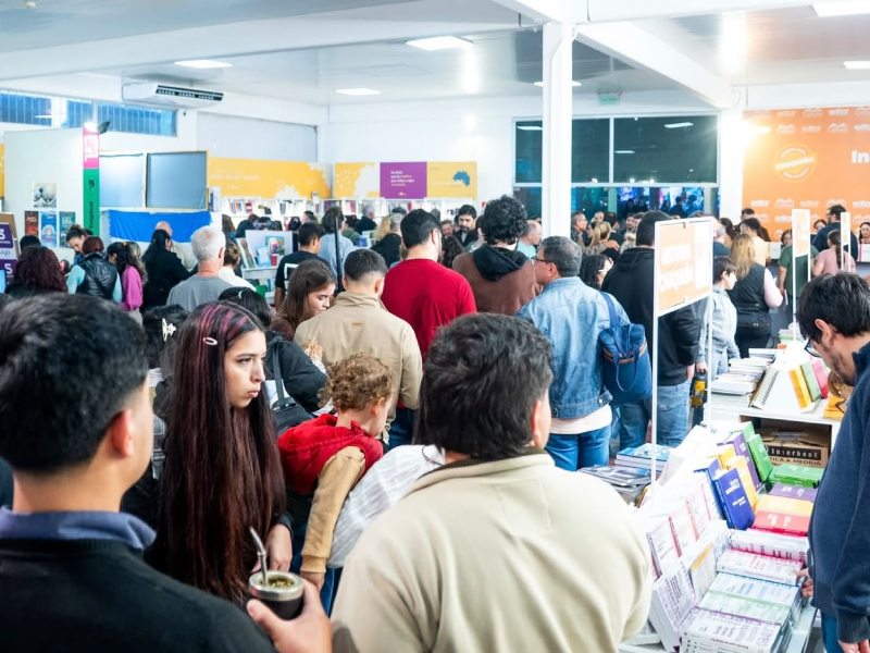 Éxito total: la Feria del Libro cerró con récord de público y ventas Éxito total: la Feria del Libro cerró con récord de público y ventas