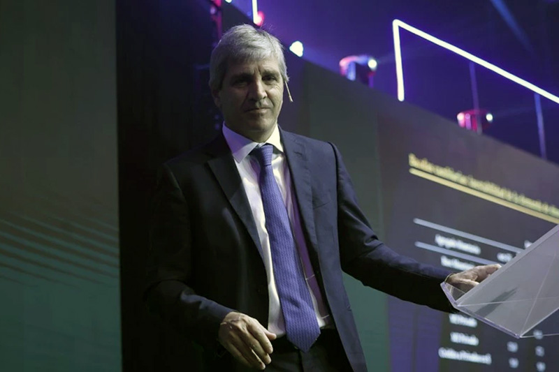 El Tesoro se queda con solo USD 1.177 millones y depende del desembolso del FMI para afrontar vencimientos El Tesoro se queda con solo USD 1.177 millones y depende del desembolso del FMI para afrontar vencimientos
