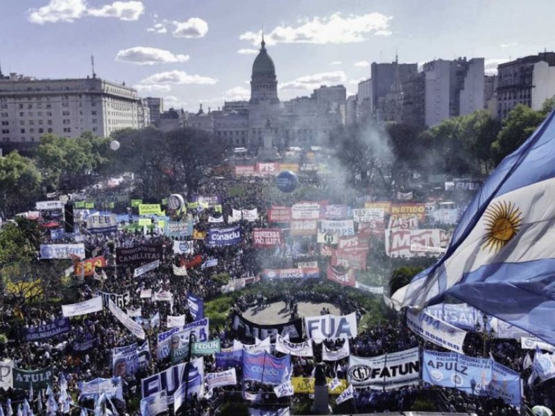 Declaran inconstitucional el decreto que frenaba la ley de Financiamiento Universitario: “Fue un mecanismo extraconstitucional” Declaran inconstitucional el decreto que frenaba la ley de Financiamiento Universitario: “Fue un mecanismo extraconstitucional”