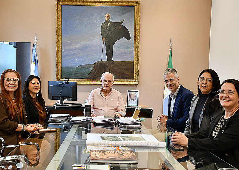 Rotarios, encabezados por su gobernador, se reunieron con el intendente Rotarios, encabezados por su gobernador, se reunieron con el intendente