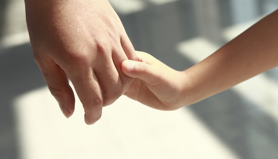 Convocan a adoptar a dos hermanos de 9 y 6 años Convocan a adoptar a dos hermanos de 9 y 6 años