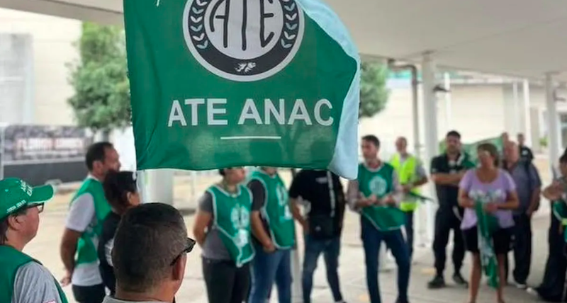 ATE ANAC inicia una retención de tareas en todo el país: advierten por demoras y cancelaciones de vuelos ATE ANAC inicia una retención de tareas en todo el país: advierten por demoras y cancelaciones de vuelos
