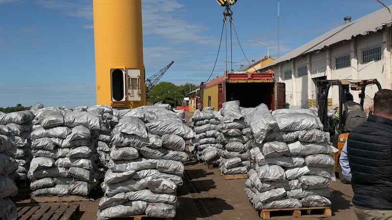 Puerto Barranqueras: se concretó una nueva exportación de carbón vegetal a Estados Unidos Puerto Barranqueras: se concretó una nueva exportación de carbón vegetal a Estados Unidos