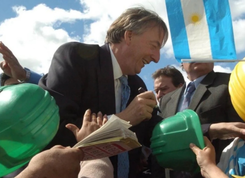 Recordaron a Néstor Kirchner por el 16° aniversario de su fallecimiento Recordaron a Néstor Kirchner por el 16° aniversario de su fallecimiento